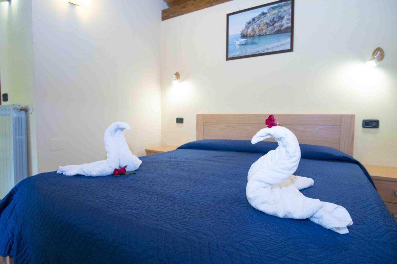 Family Resort Cala Di Luna Marina di Camerota Ngoại thất bức ảnh
